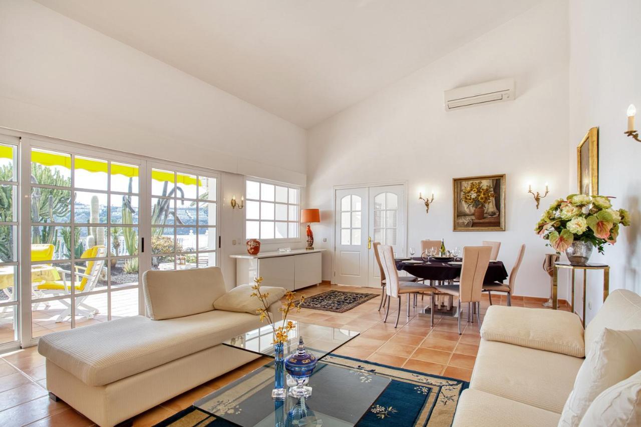 Mogán Stunning Villa With Breathtaking Ocean View מראה חיצוני תמונה