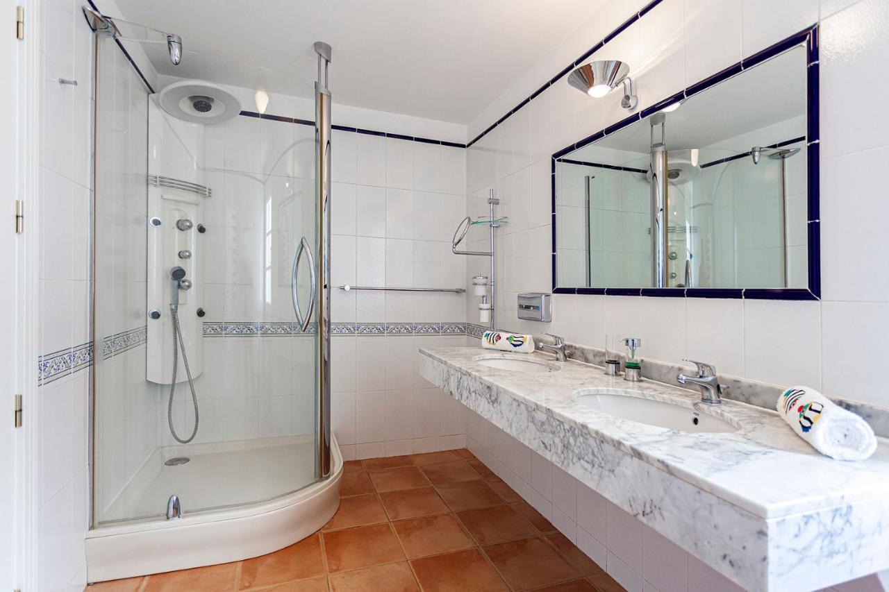 Mogán Stunning Villa With Breathtaking Ocean View מראה חיצוני תמונה